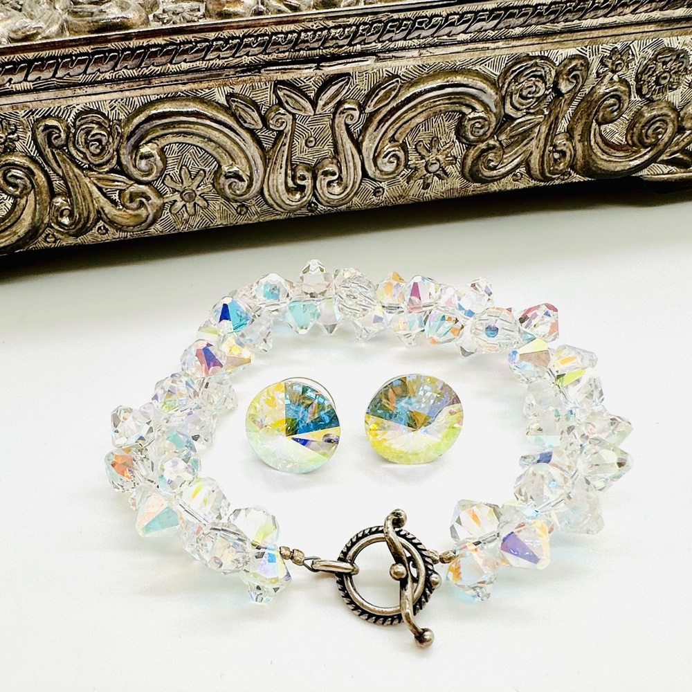 Aurora Borealis Crystal Bracelet & Earrings - Picture 1 of 14